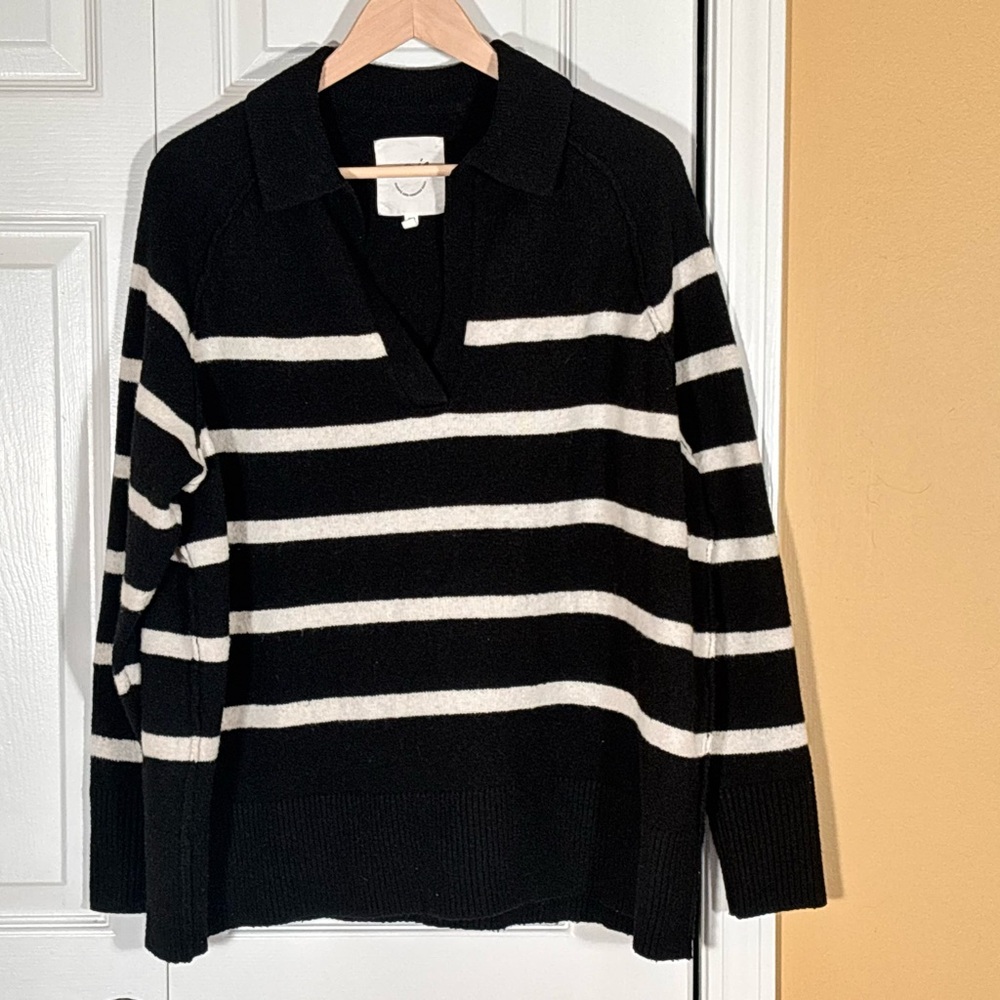 Aerie Black and White Striped Women's Sweater - Picture 3 of 6
